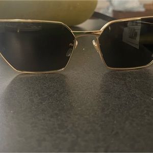 Gucci gold sunglasses